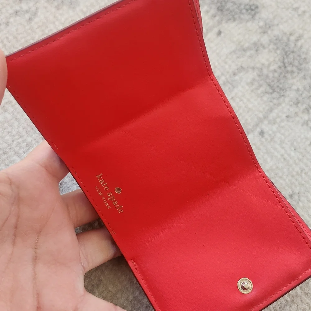 Kate Spade - Picture 3 of 4